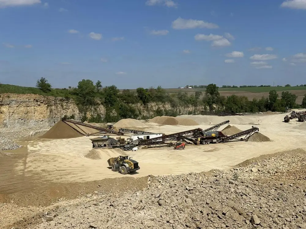 Nivelado de parcelas en Barcelona 1 Nivelado de parcelas en Barcelona - Joma Excavaciones