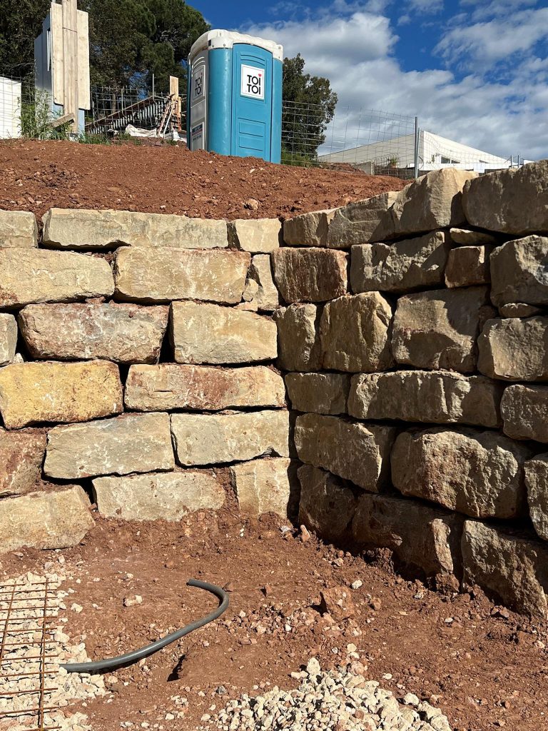 muro de rocalla en mallorca